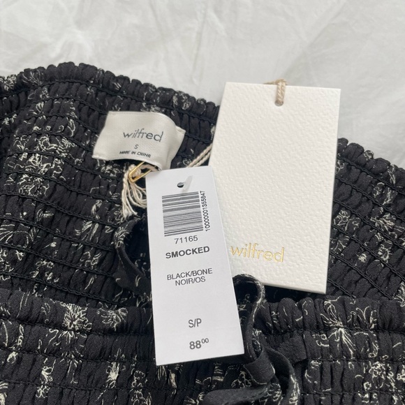 BNWT Wilfred Smocked Square Neck Blouse - Picture 2 of 2